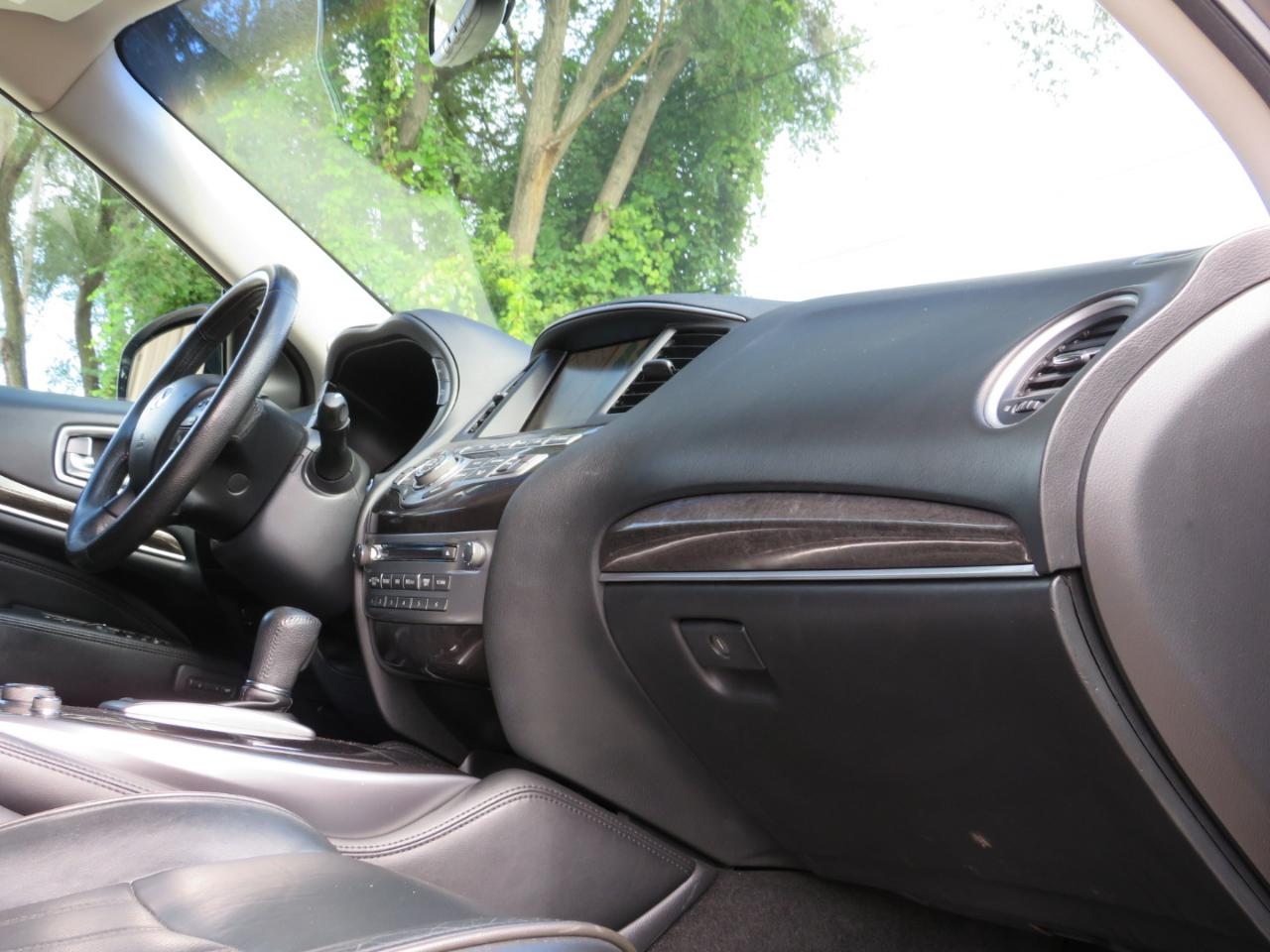 Infiniti JX AWD 2013