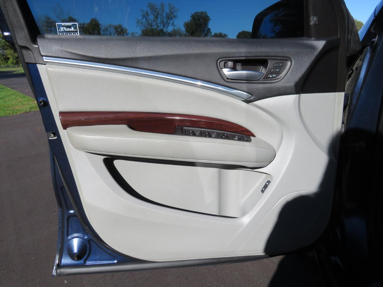 Acura MDX SH-AWD 6-Spd AT w/Tech Package 2014