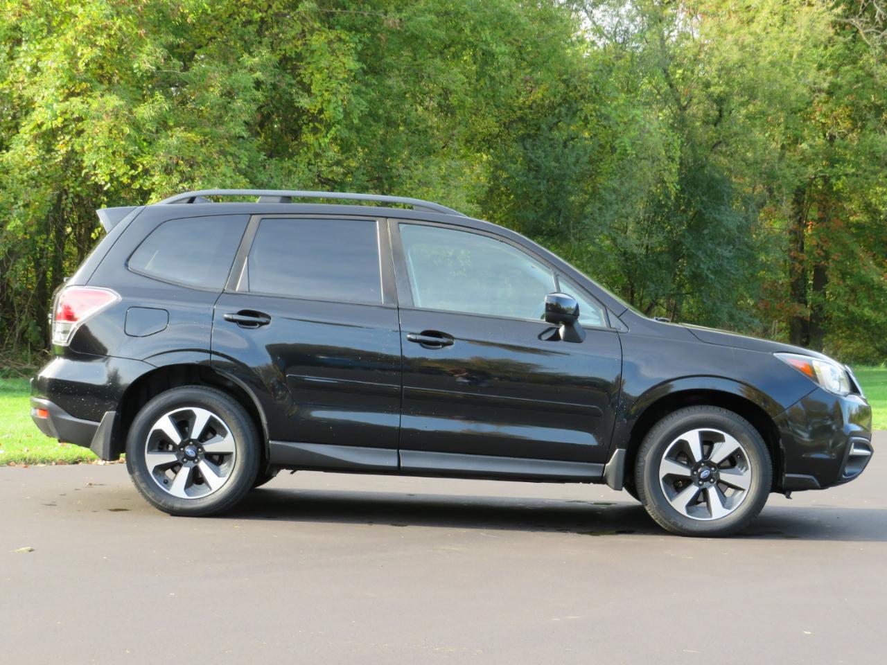Subaru Forester 2.5i Premium PZEV CVT 2017