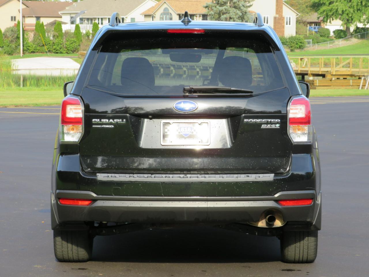 Subaru Forester 2.5i Premium PZEV CVT 2017
