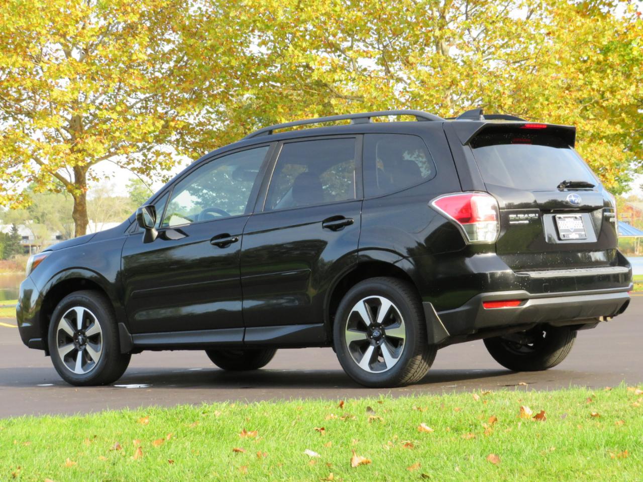 Subaru Forester 2.5i Premium PZEV CVT 2017