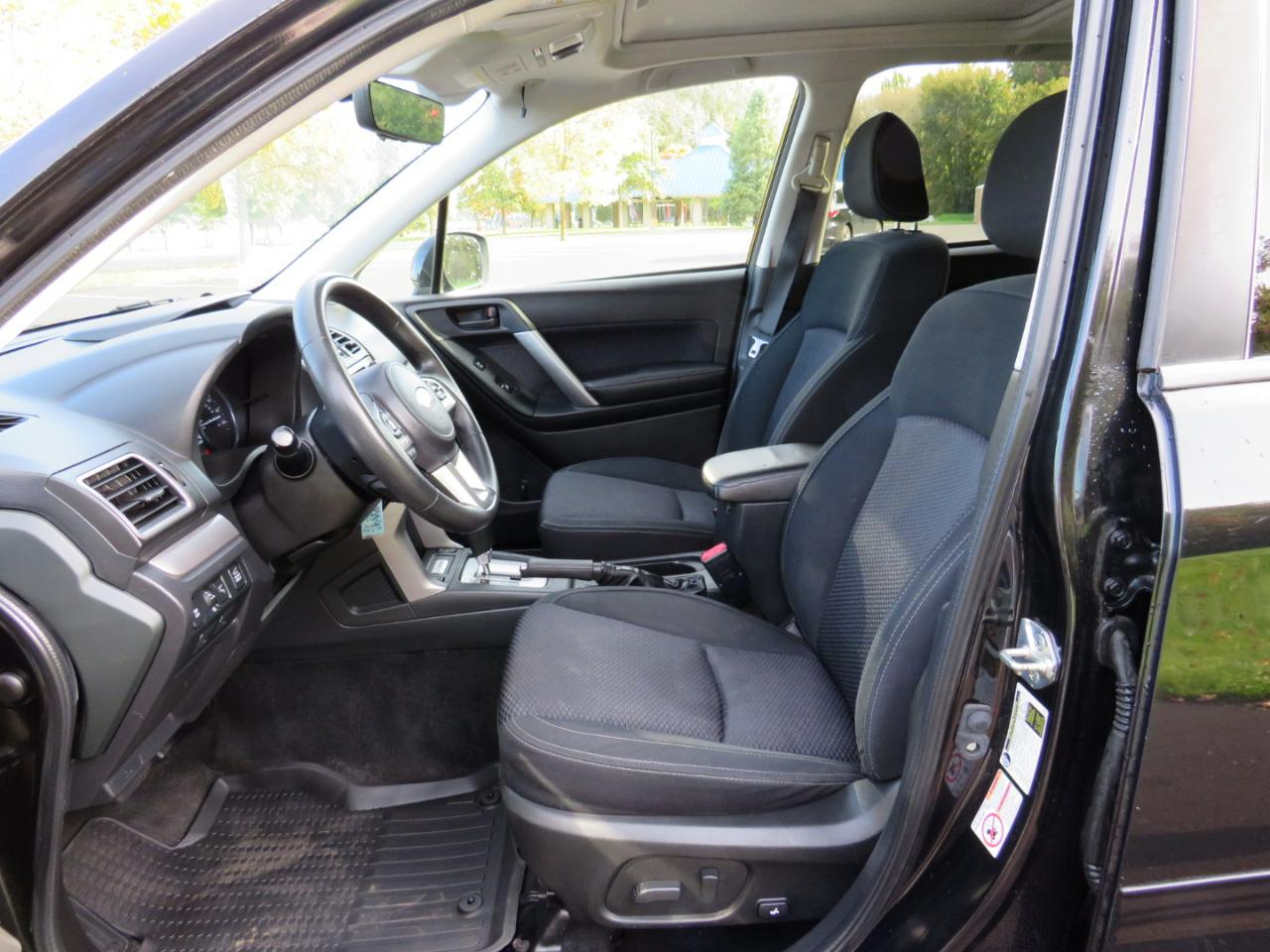 Subaru Forester 2.5i Premium PZEV CVT 2017