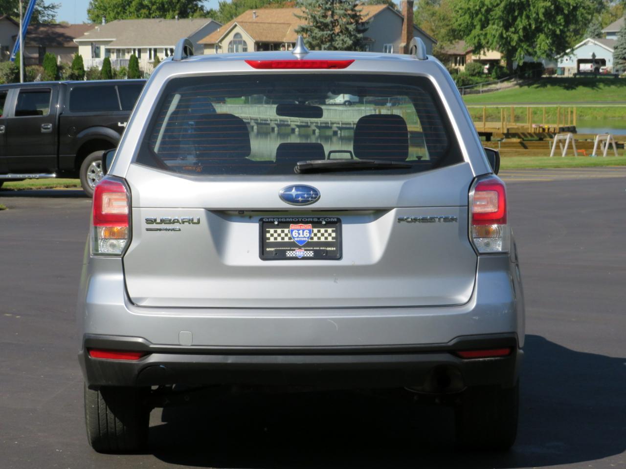 Subaru Forester Base 2018