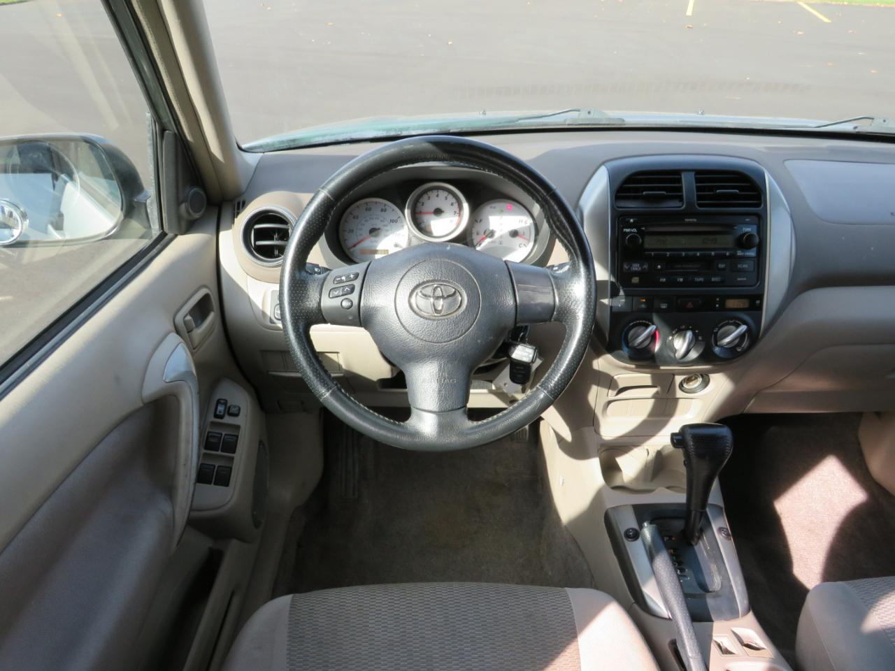 Toyota RAV4 4WD 2004