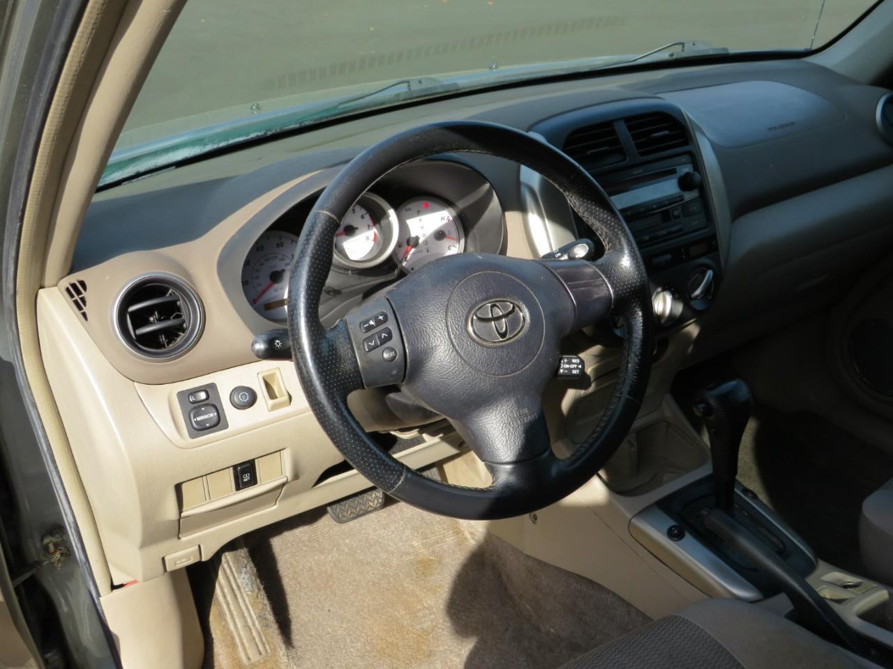 Toyota RAV4 4WD 2004
