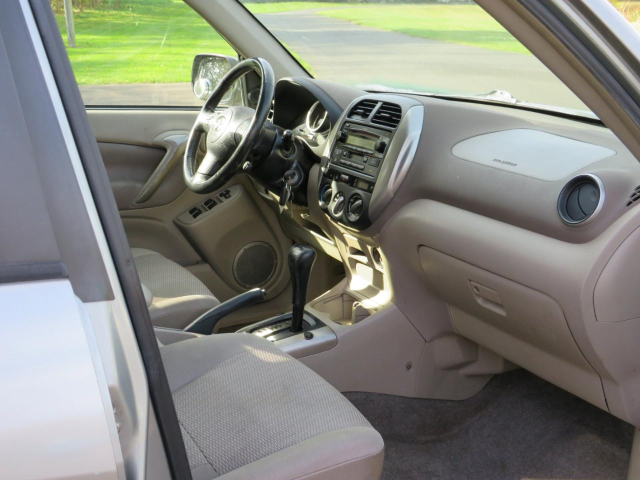 Toyota RAV4 4WD 2004