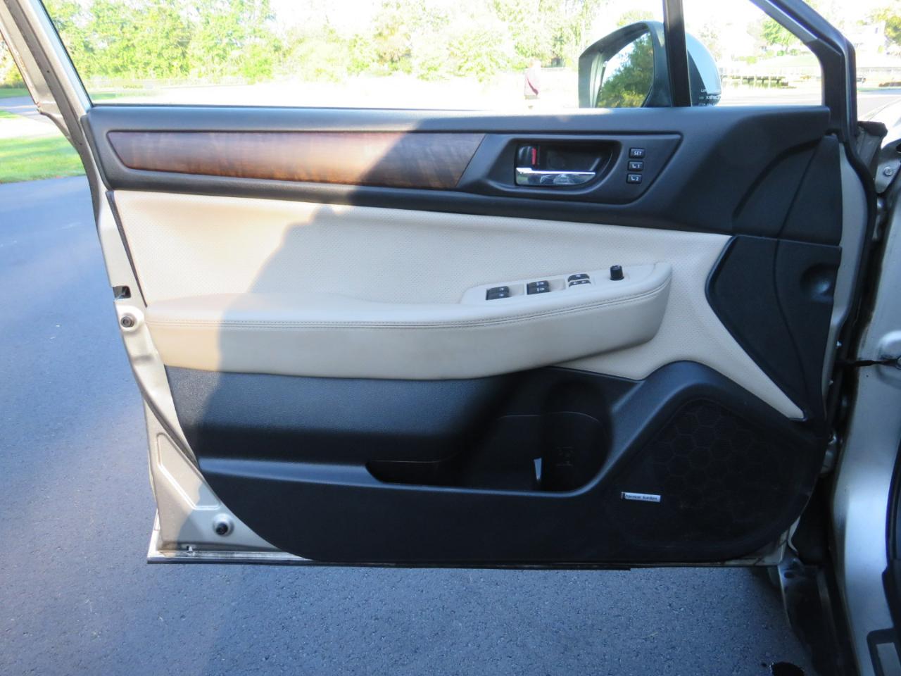 Subaru Outback 2.5i Limited 2016