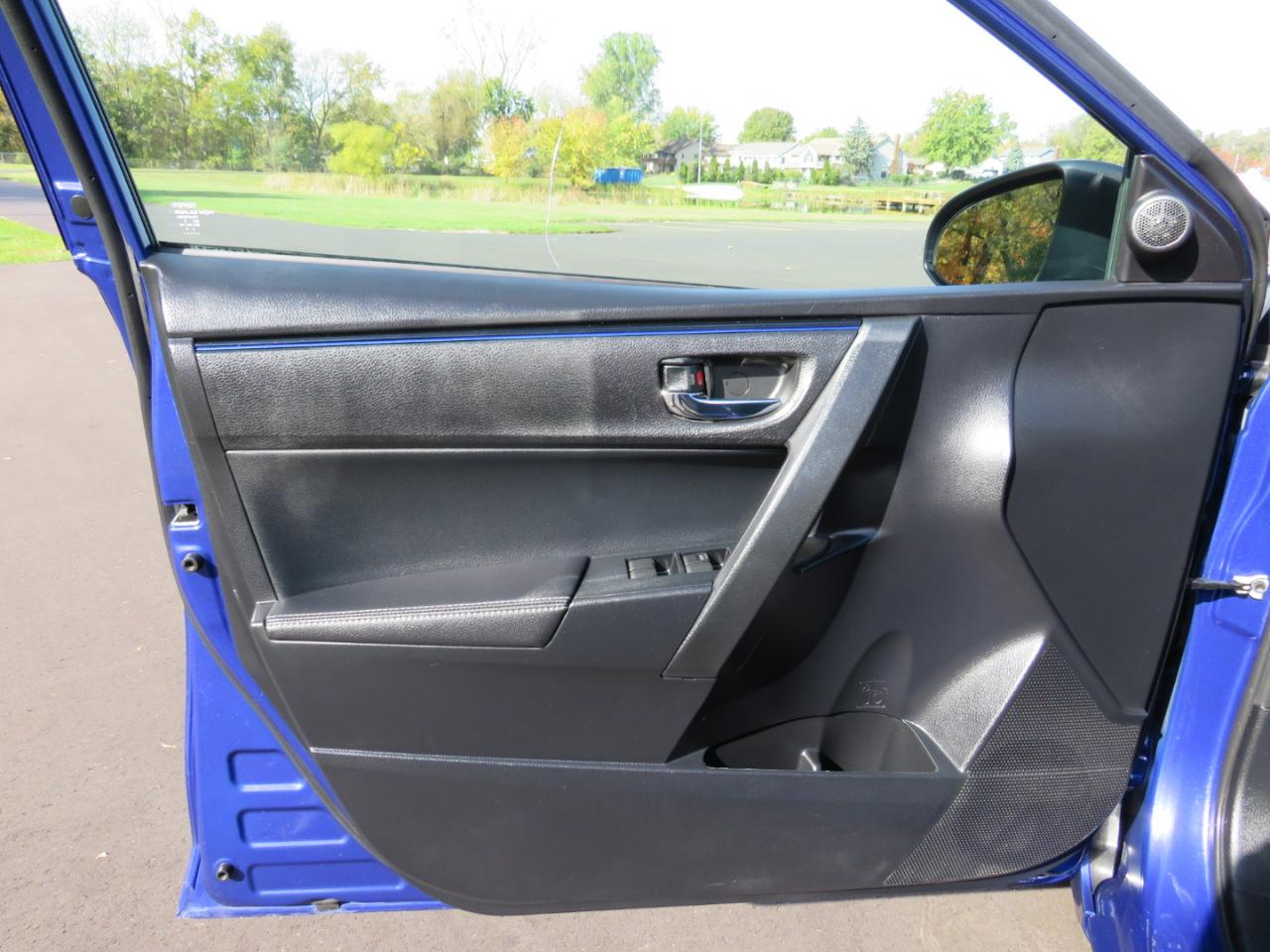 Toyota Corolla LE CVT 2017
