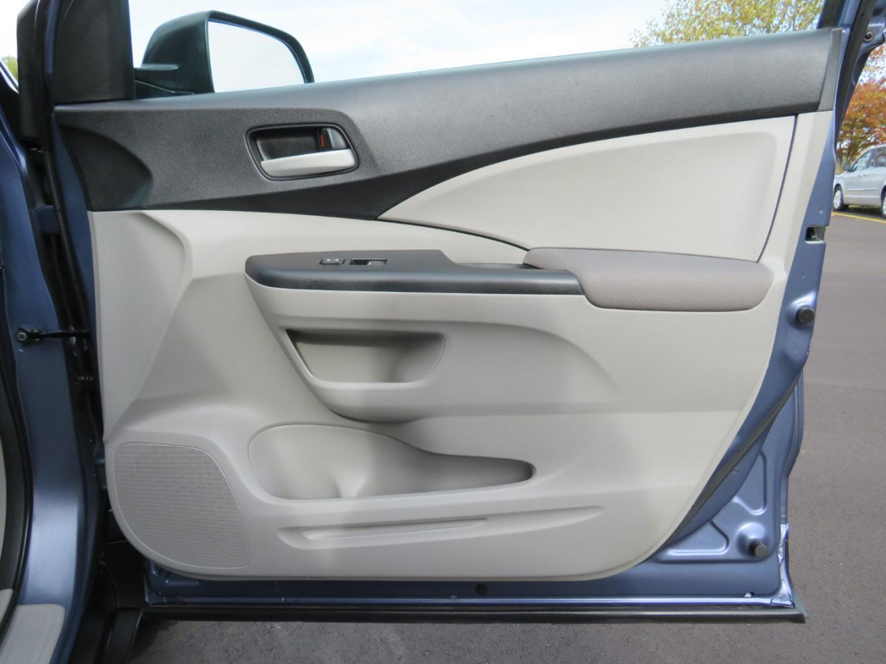 Honda CR-V LX 4WD 5-Speed AT 2014