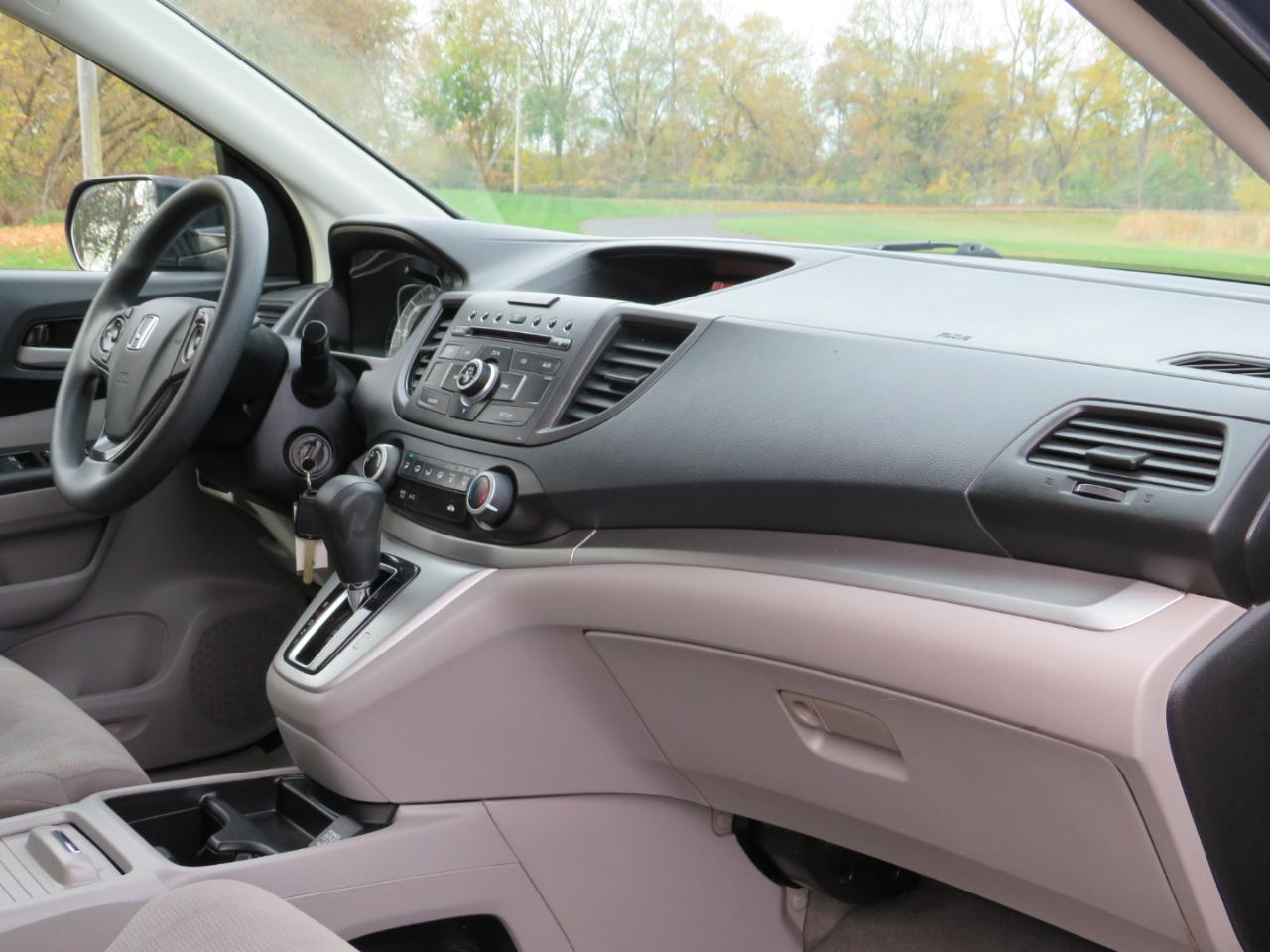 Honda CR-V LX 4WD 5-Speed AT 2014