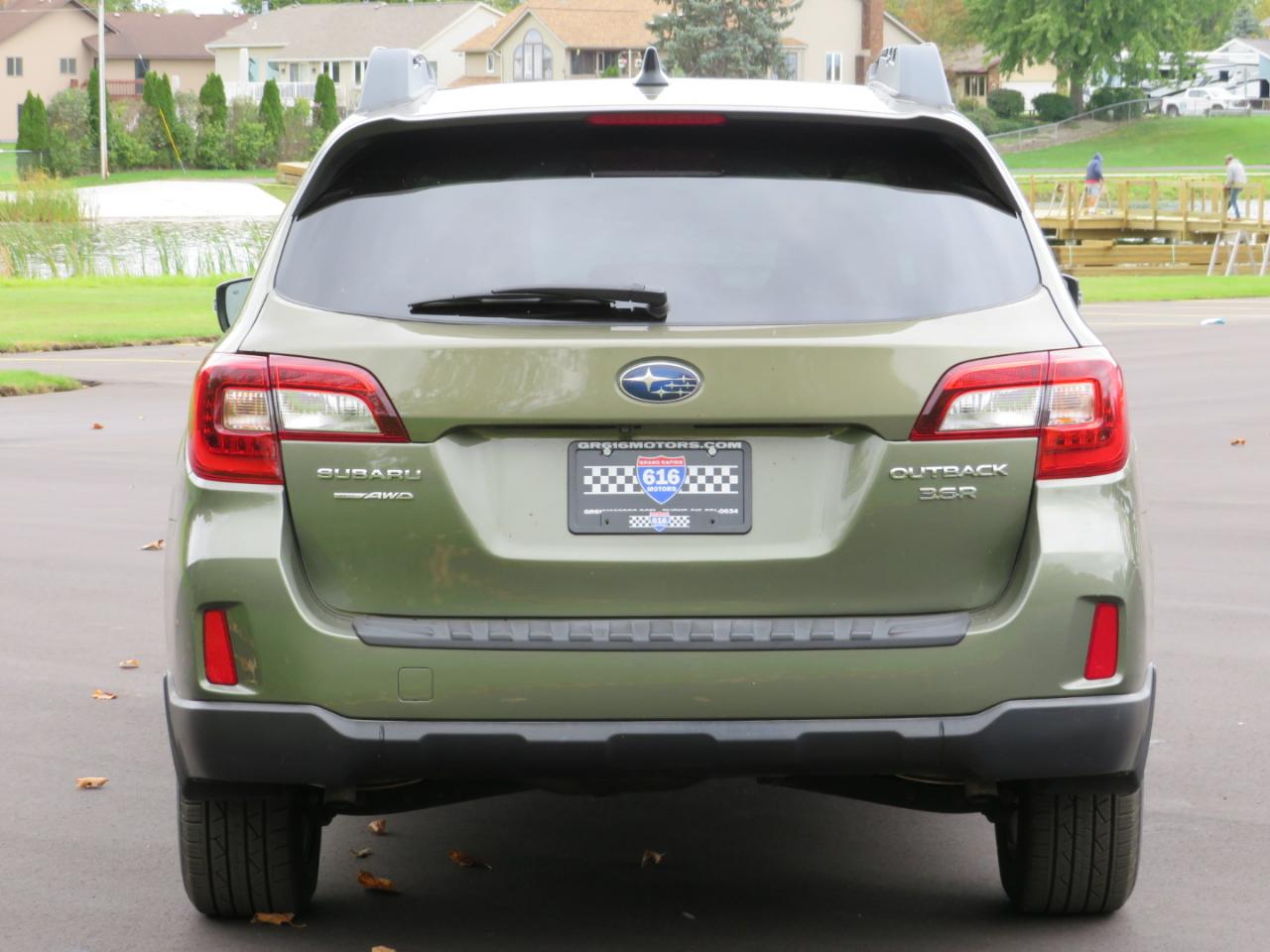 Subaru Outback 3.6R Limited 2016