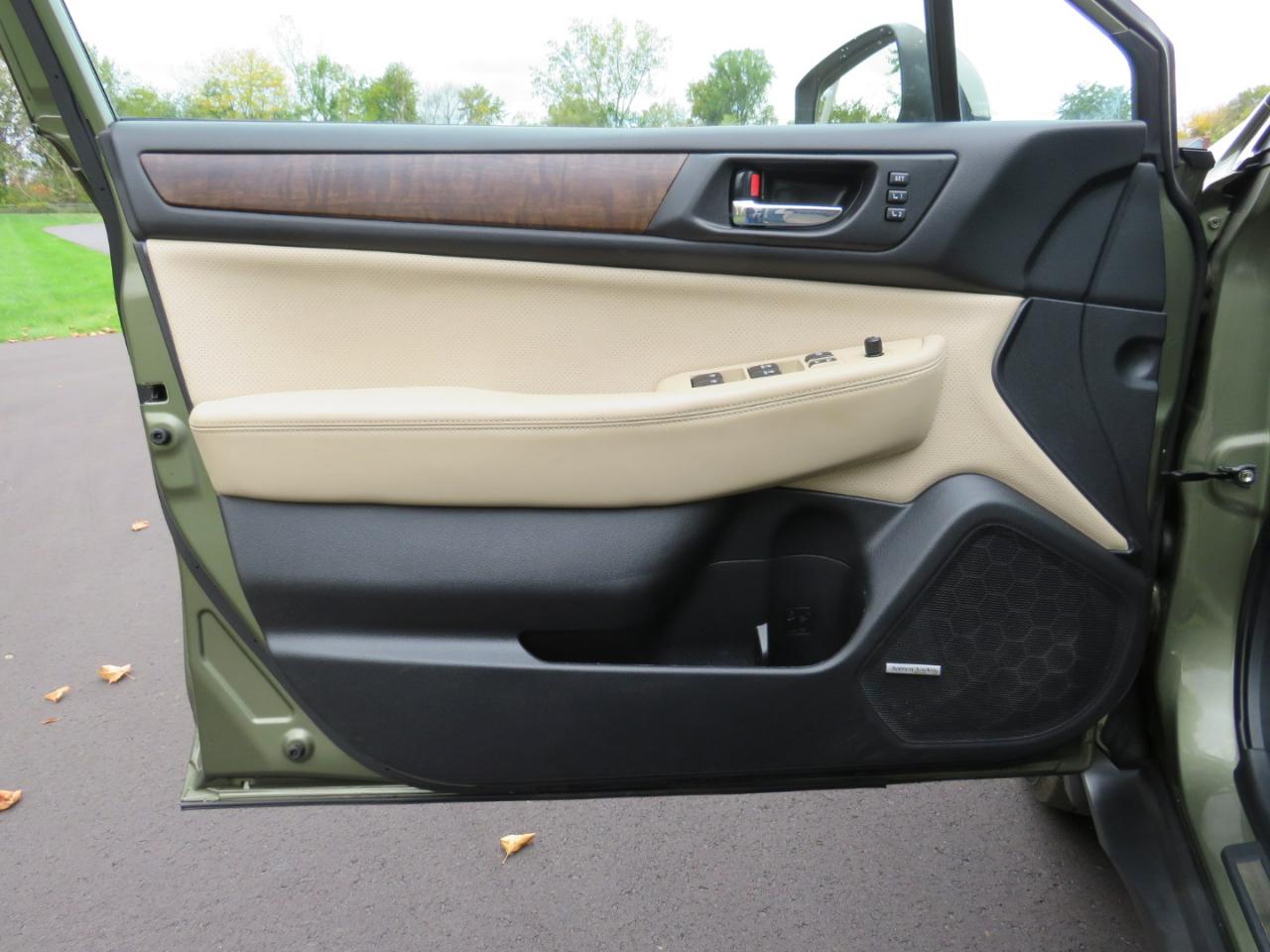 Subaru Outback 3.6R Limited 2016