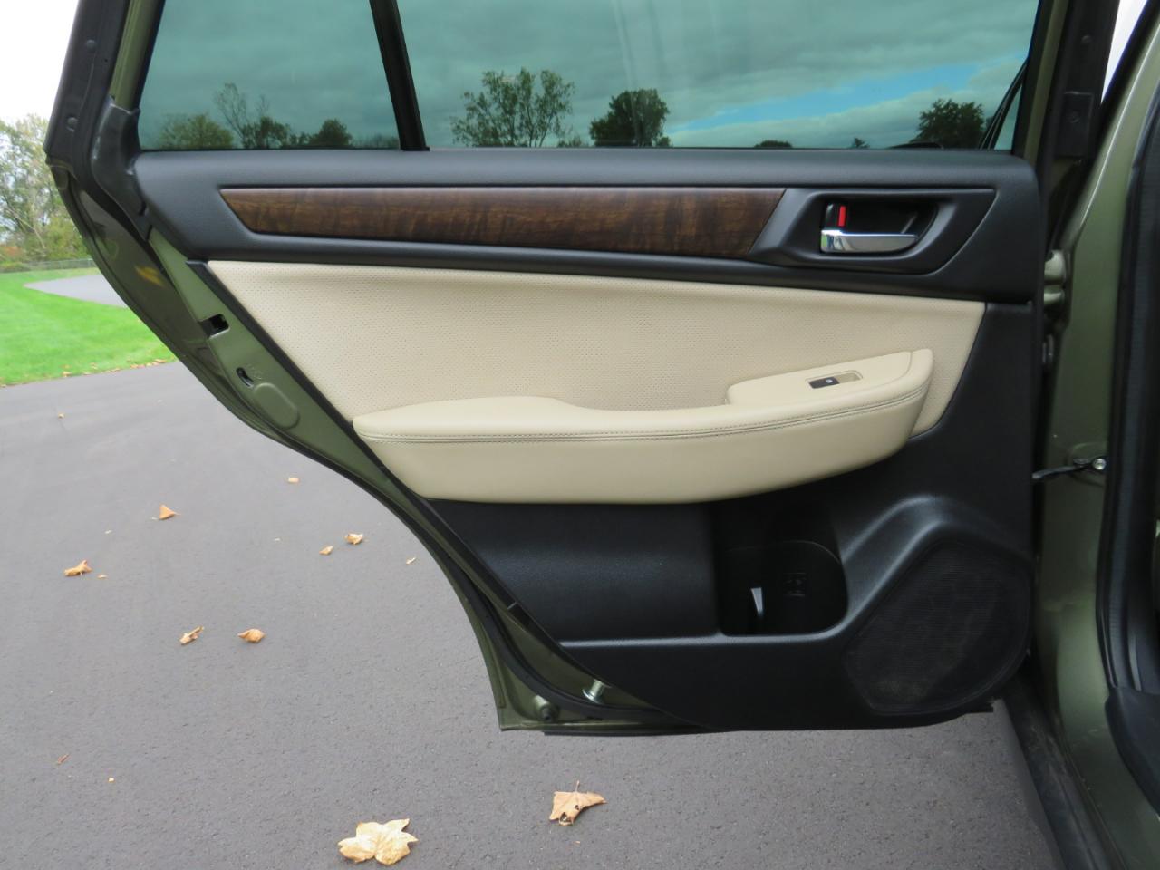 Subaru Outback 3.6R Limited 2016