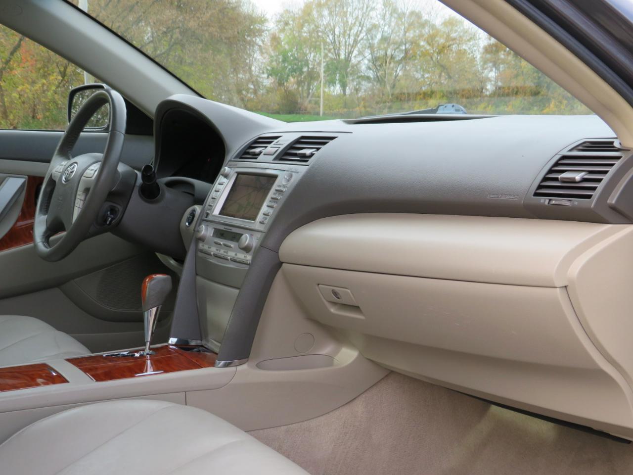 Toyota Camry XLE V6 2010