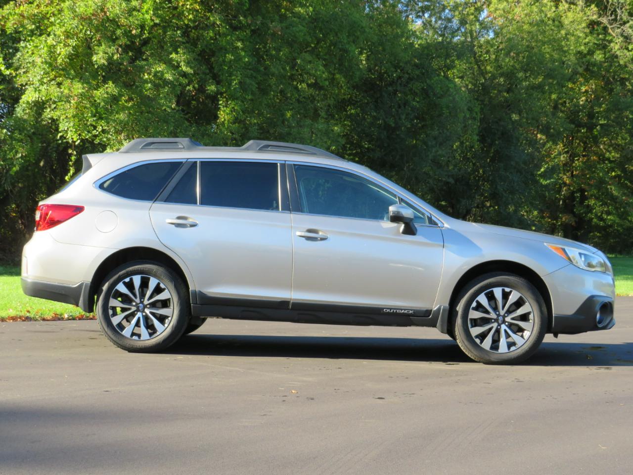 Subaru Outback 2.5i Limited 2015