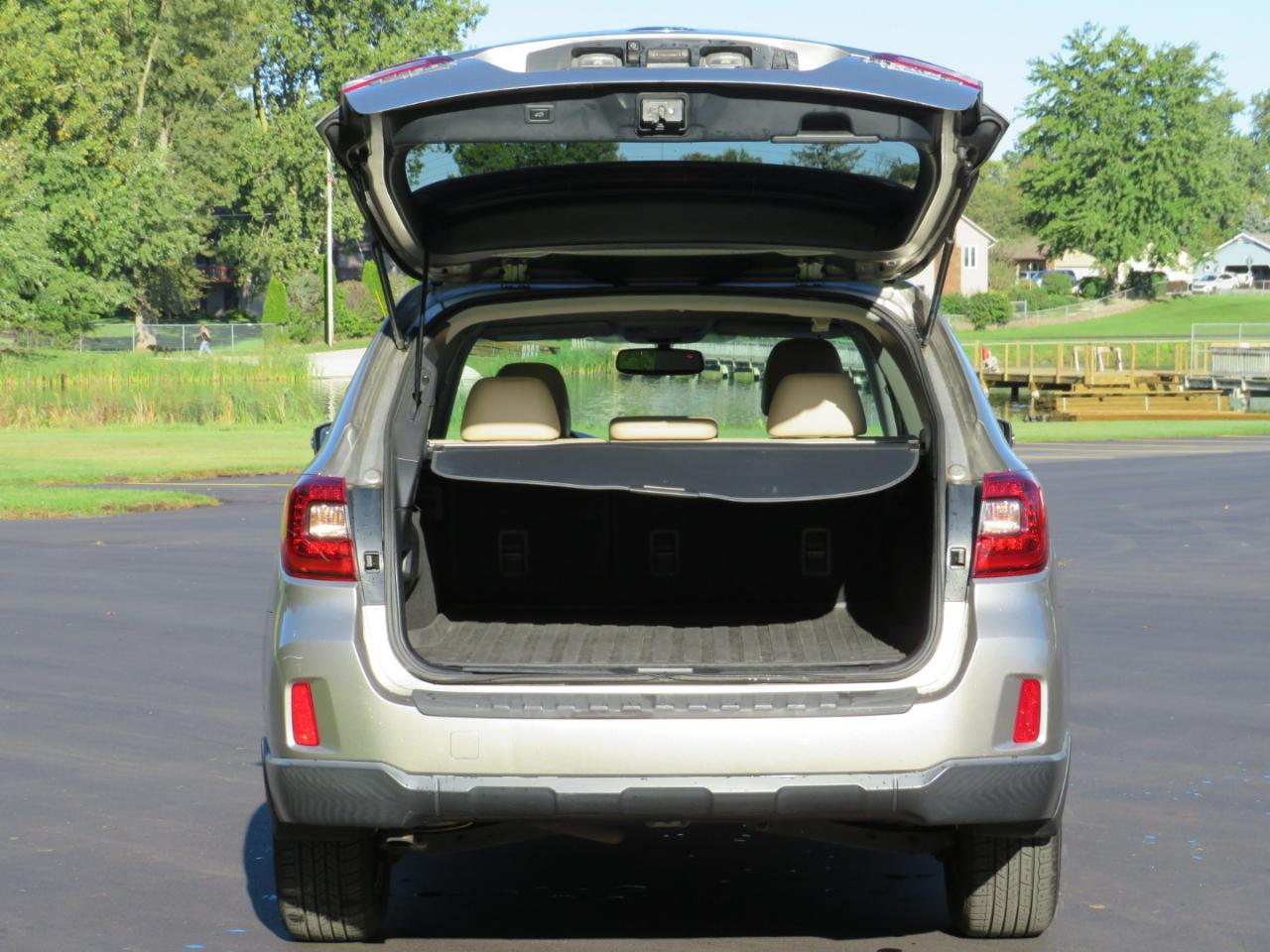 Subaru Outback 2.5i Limited 2015