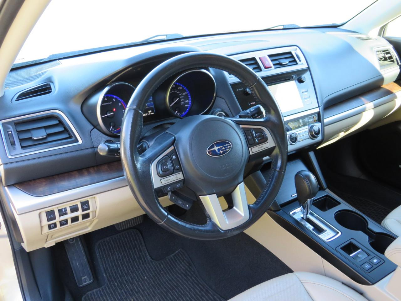 Subaru Outback 2.5i Limited 2015