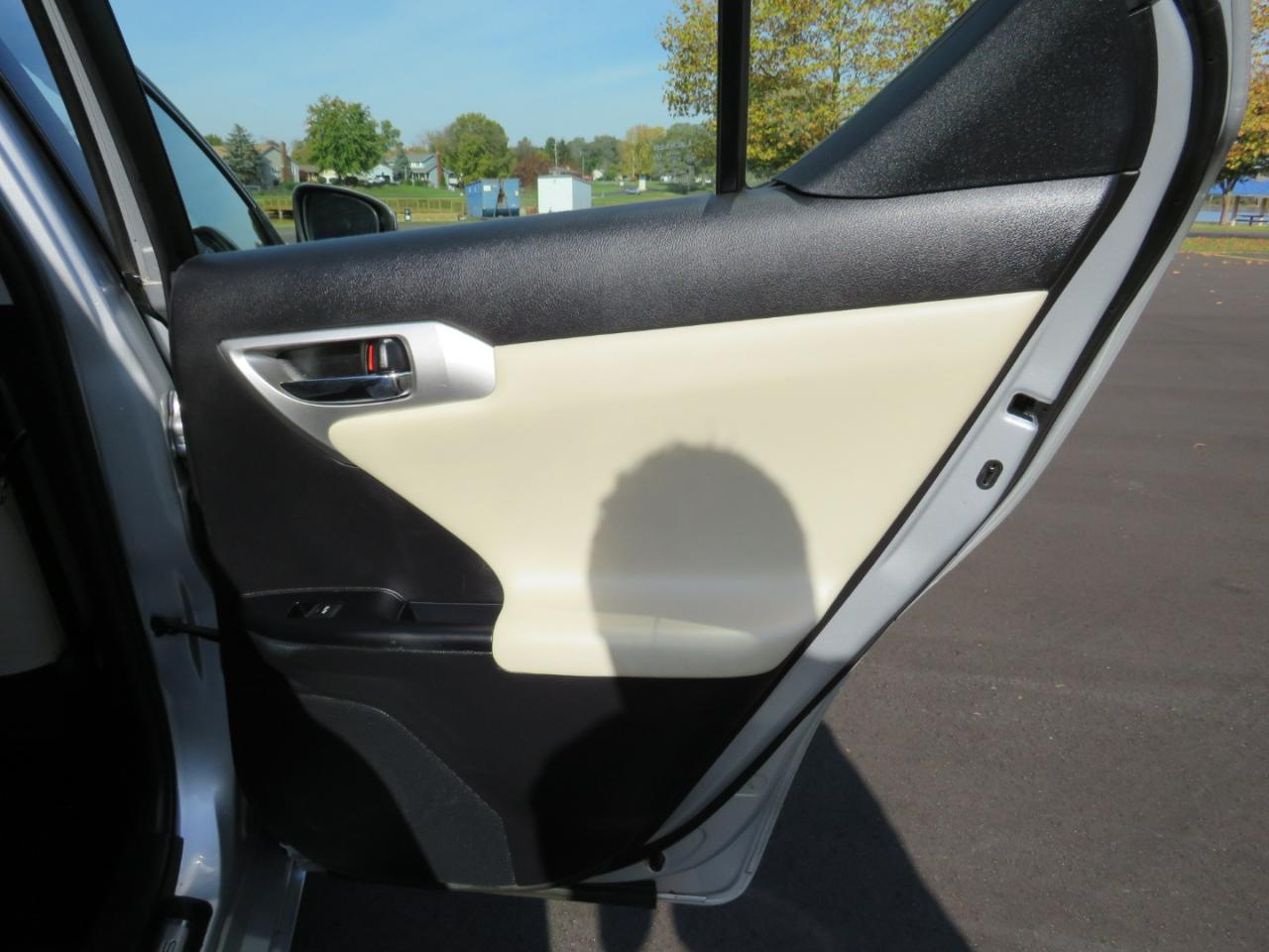 Lexus CT 200h Base 2013