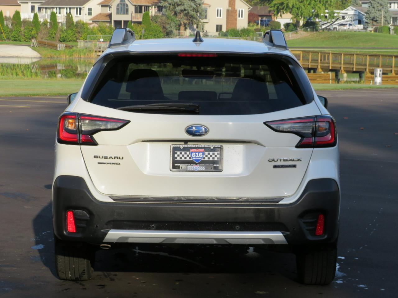 Subaru Outback Touring 2021