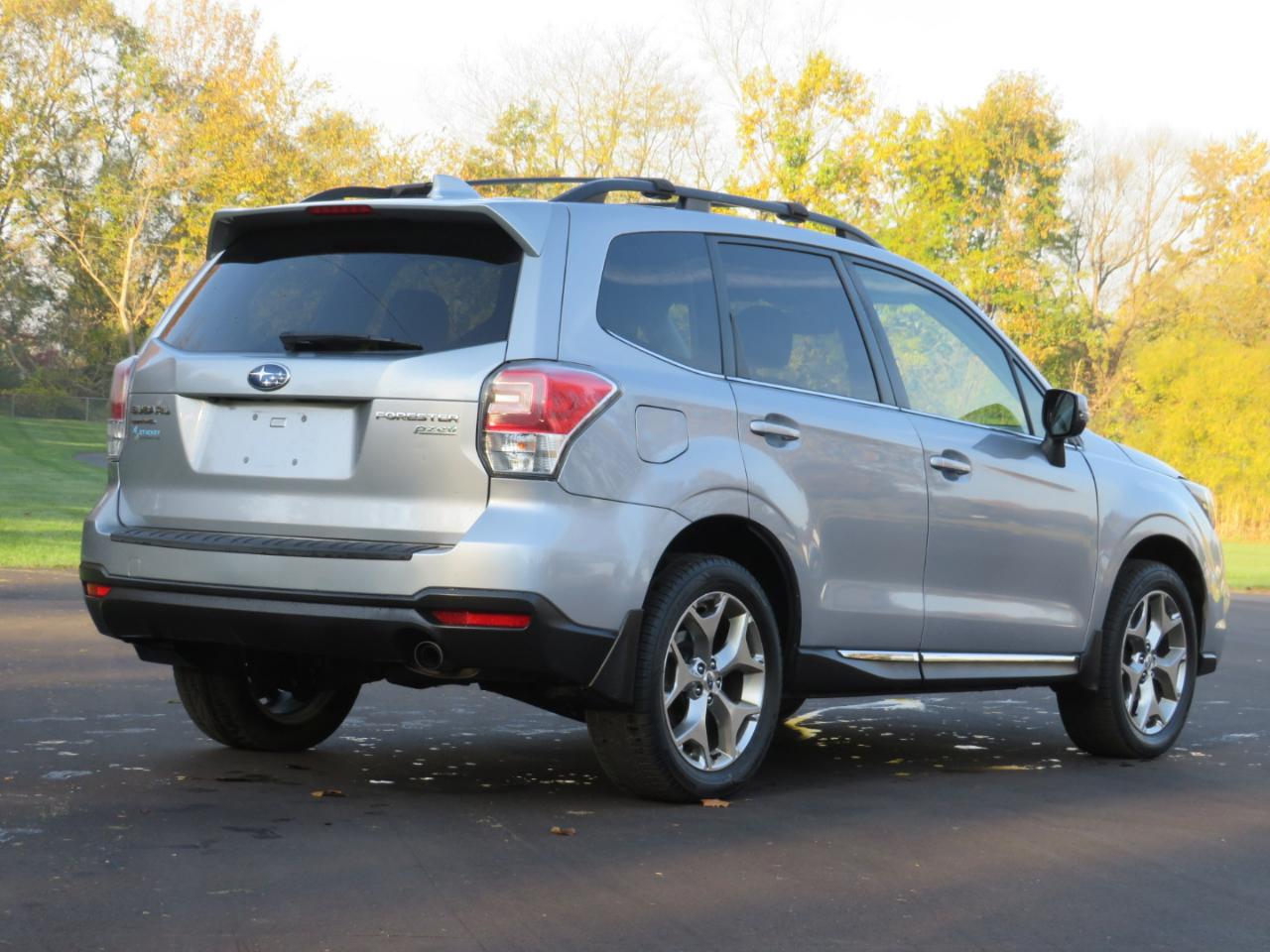 Subaru Forester 2.5i Touring 2017
