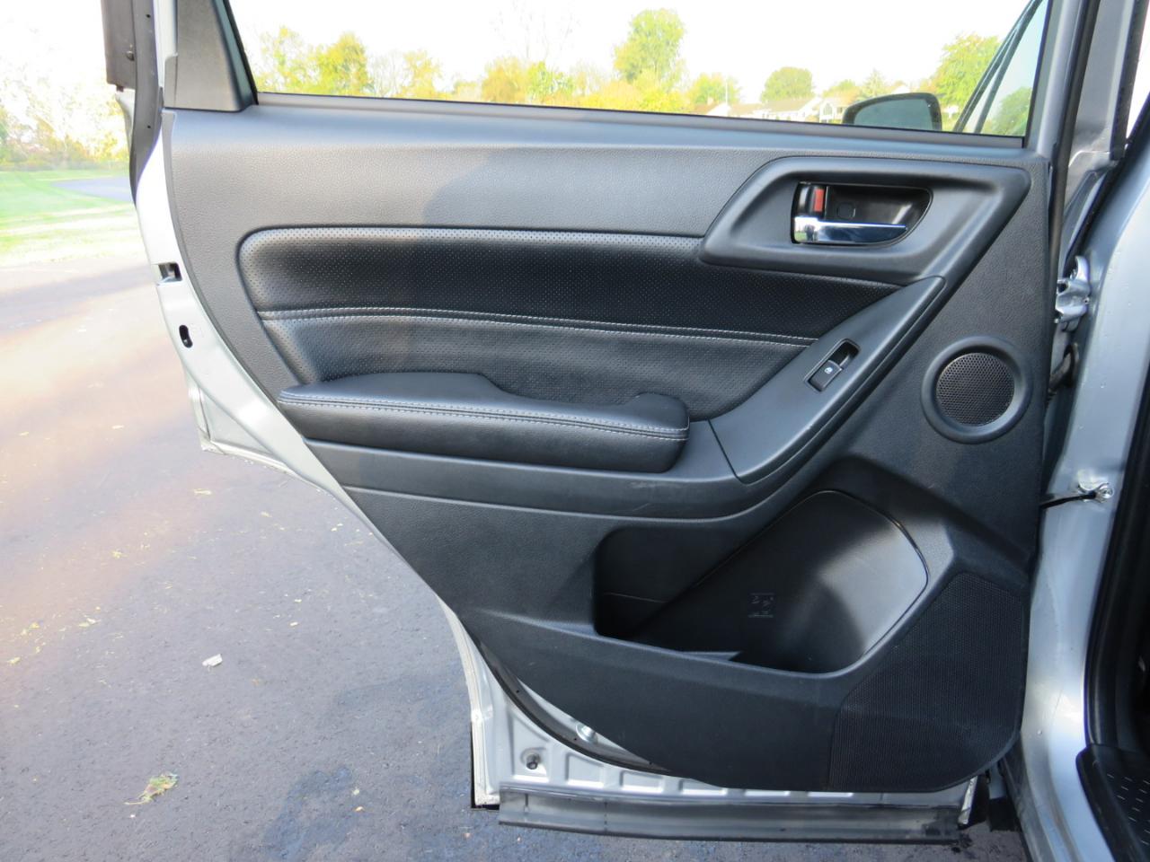 Subaru Forester 2.5i Touring 2017