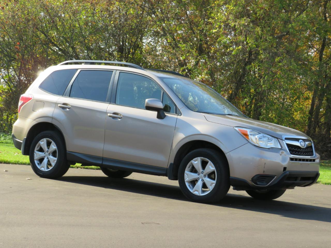 Subaru Forester 2.5i Premium PZEV CVT 2016