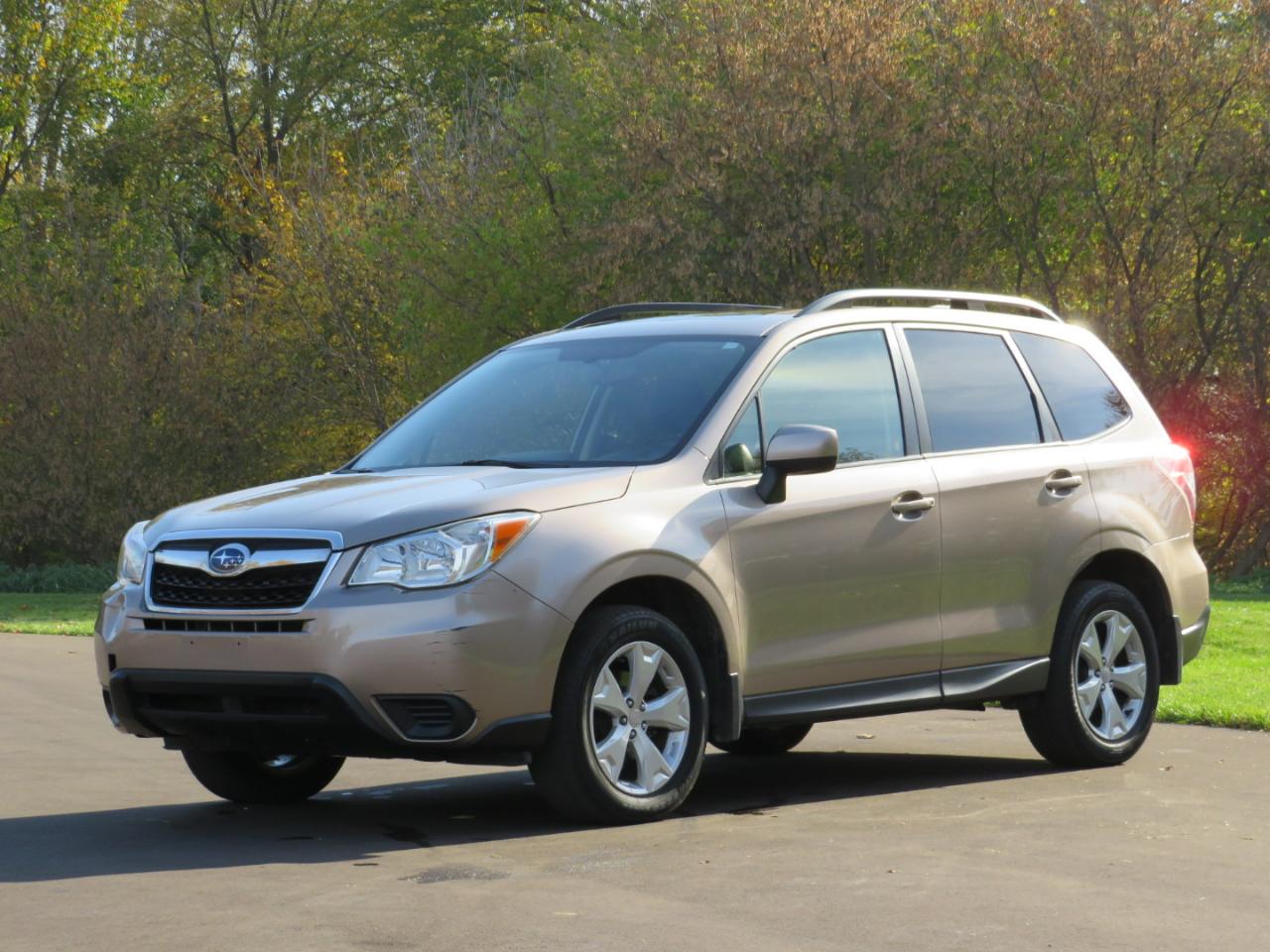 Subaru Forester 2.5i Premium PZEV CVT 2016