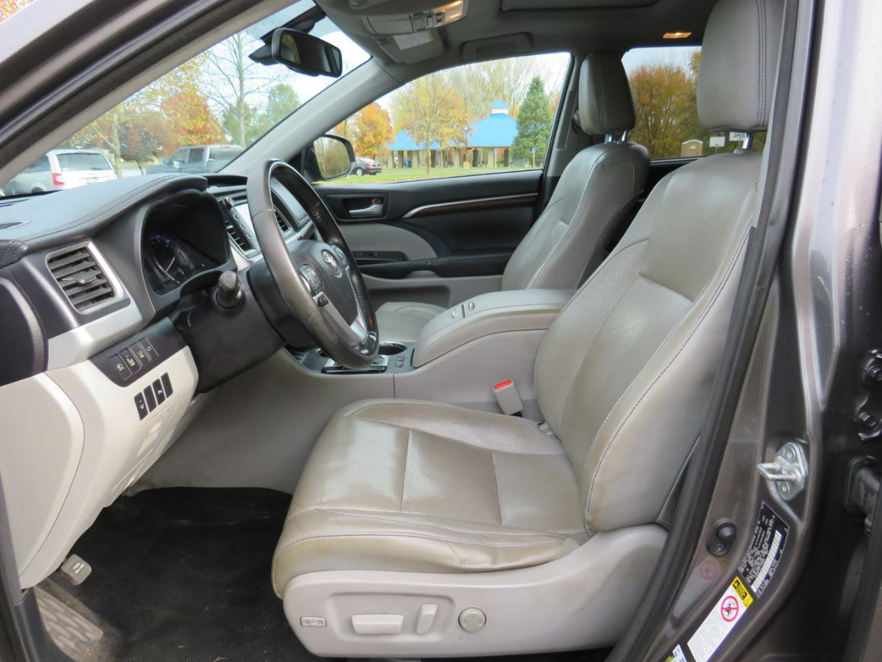 Toyota Highlander Limited AWD V6 2015