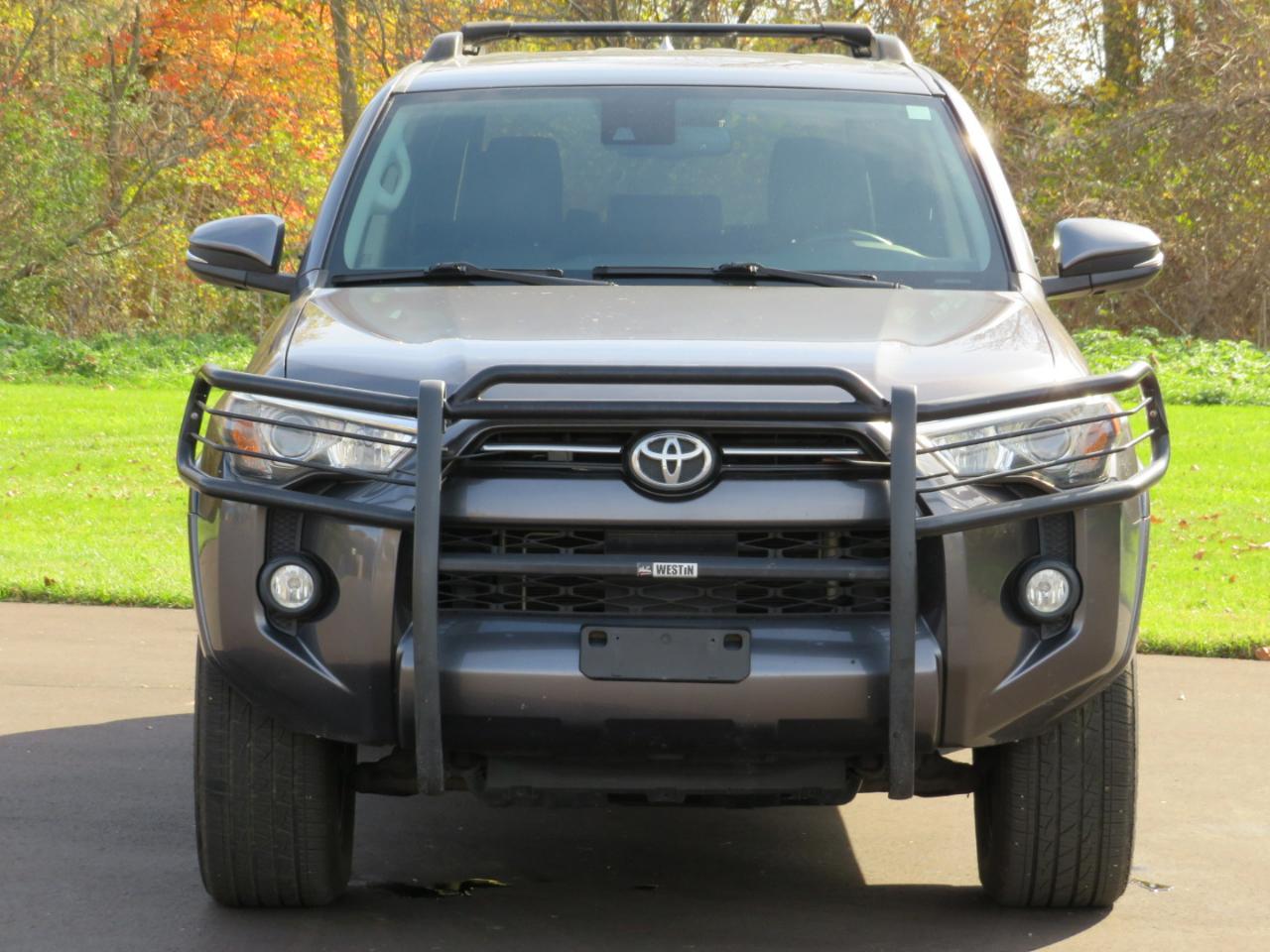 Toyota 4Runner SR5 4WD 2020