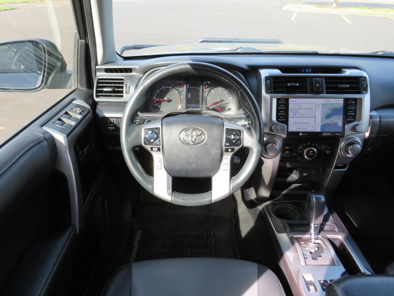 Toyota 4Runner SR5 4WD 2020
