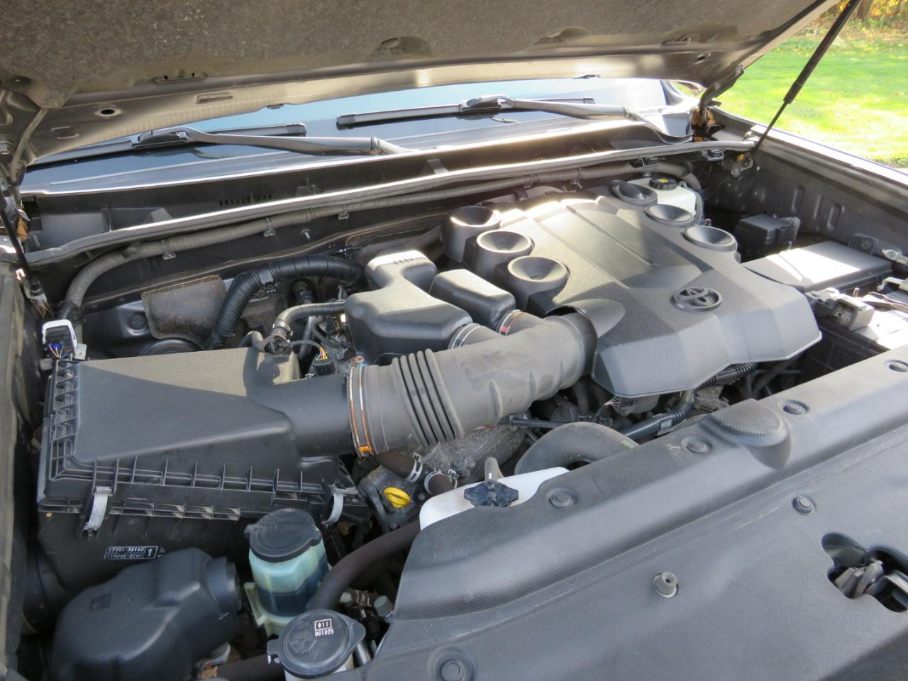 Toyota 4Runner SR5 4WD 2020