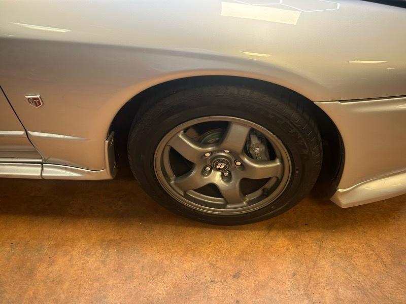Nissan Skyline  1994