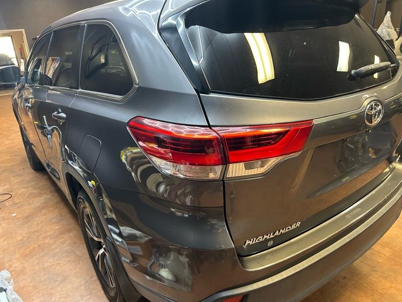 Toyota Highlander LE Plus AWD V6 2018