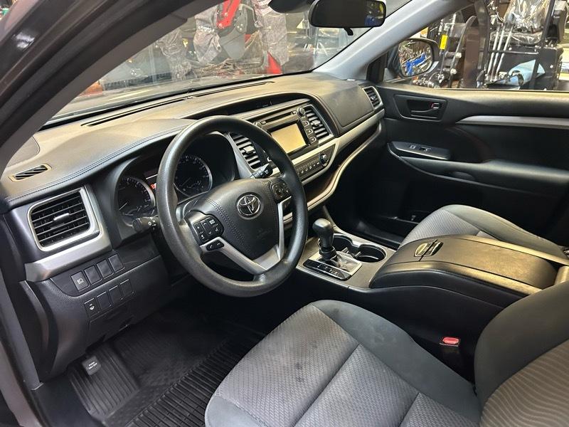 Toyota Highlander LE Plus AWD V6 2018