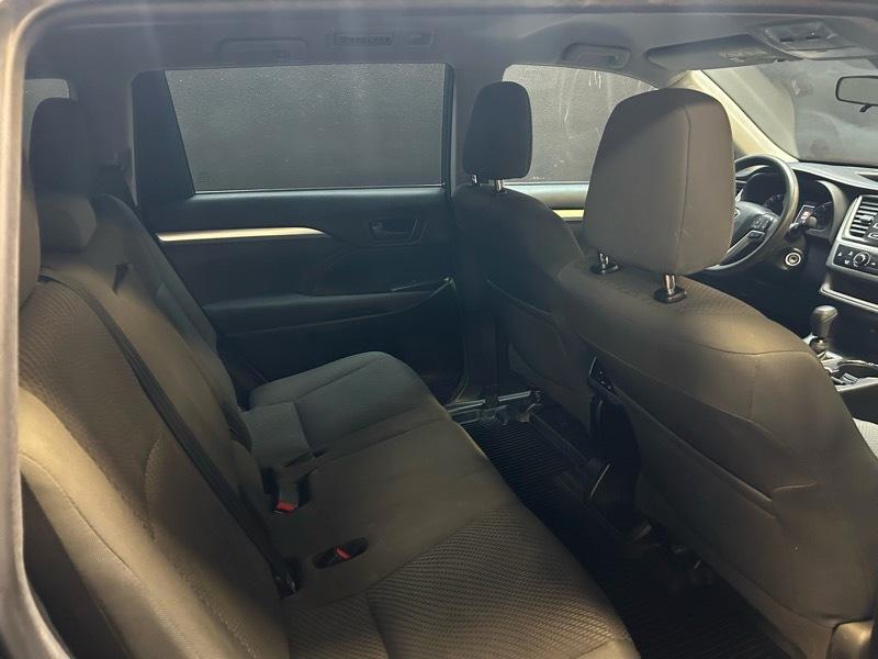 Toyota Highlander LE Plus AWD V6 2018