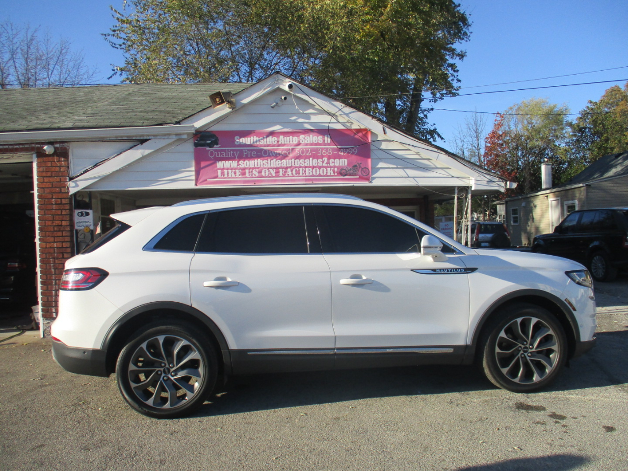 2023 Lincoln Nautilus Reserve's photo