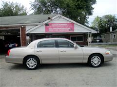 2003 Lincoln Town Car 