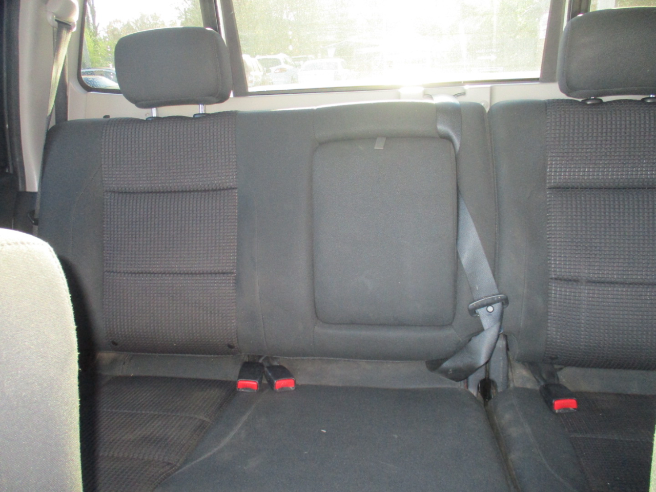 Nissan Titan XE Crew Cab 4WD SWB 2010