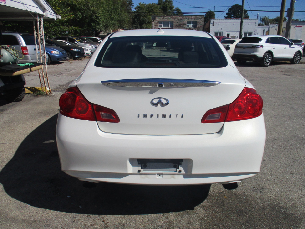 Infiniti G Sedan G25x AWD 2011