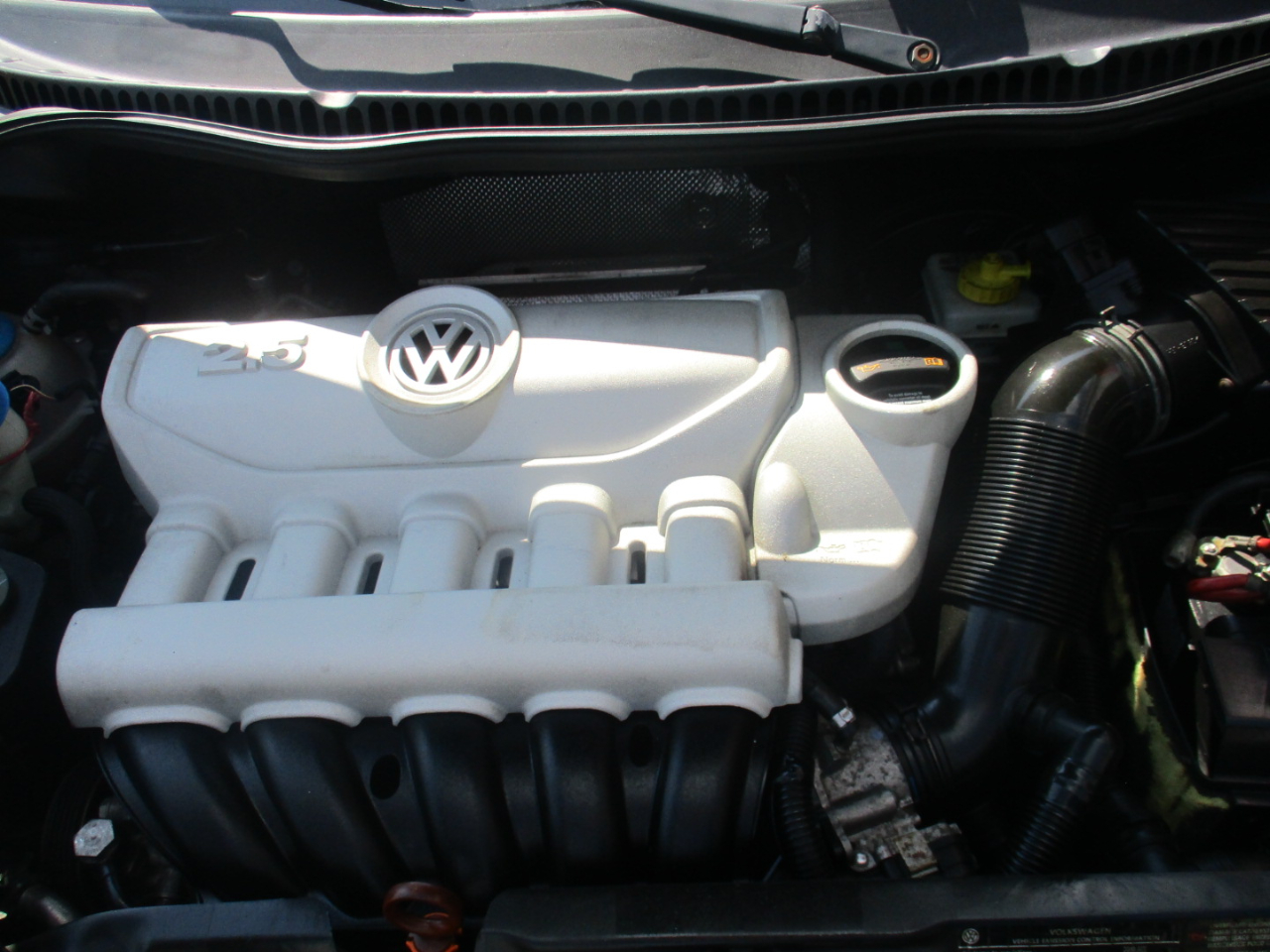 Volkswagen New Beetle 2.5L PZEV 2010