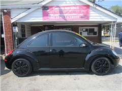 2010 Volkswagen New Beetle 