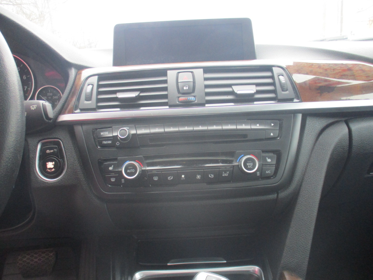 BMW 3-Series 328i xDrive Sedan 2015