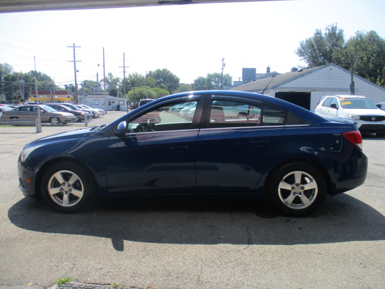 Chevrolet Cruze 1LT 2012