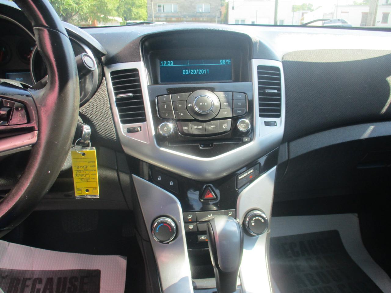 Chevrolet Cruze 1LT 2012