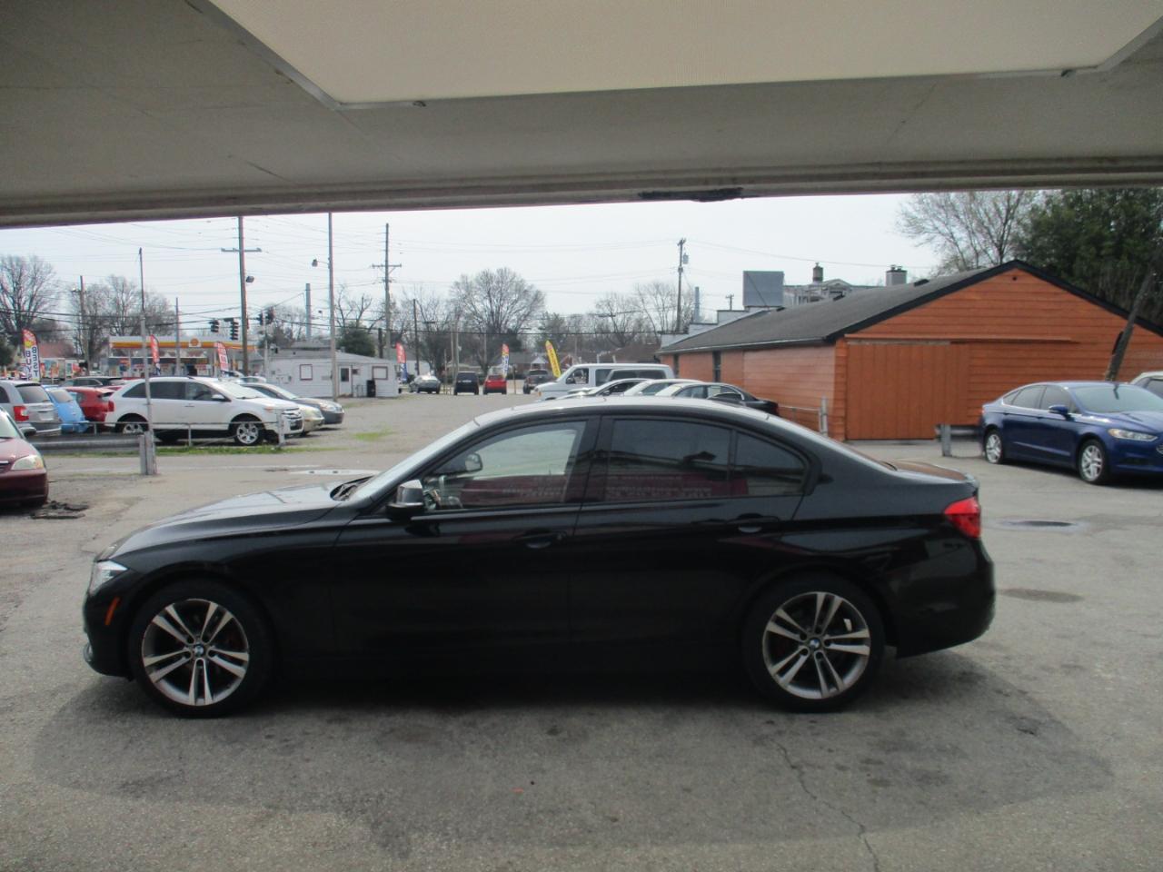 BMW 3-Series 328i xDrive Sedan 2016