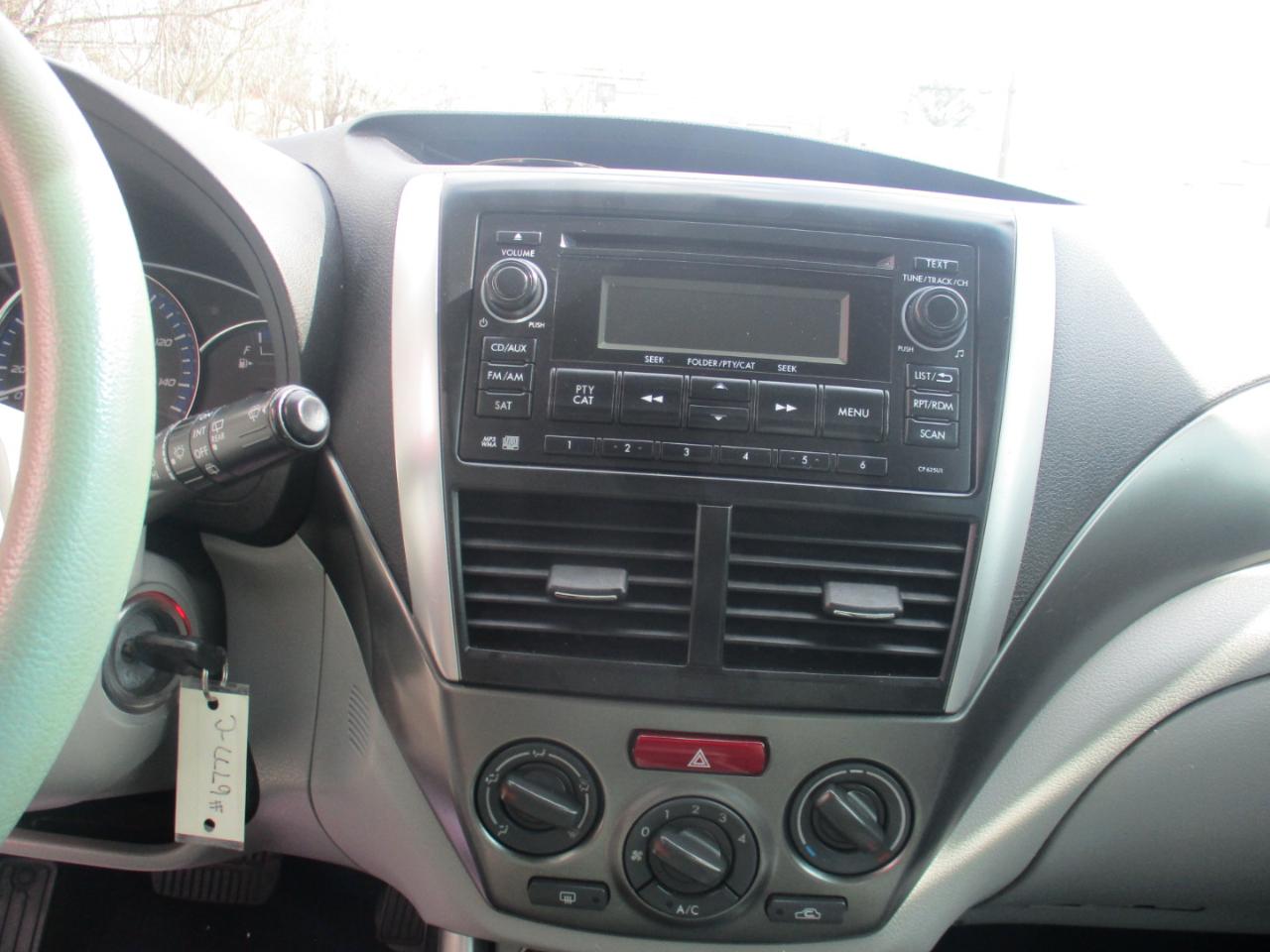 Subaru Forester 2.5X 2013