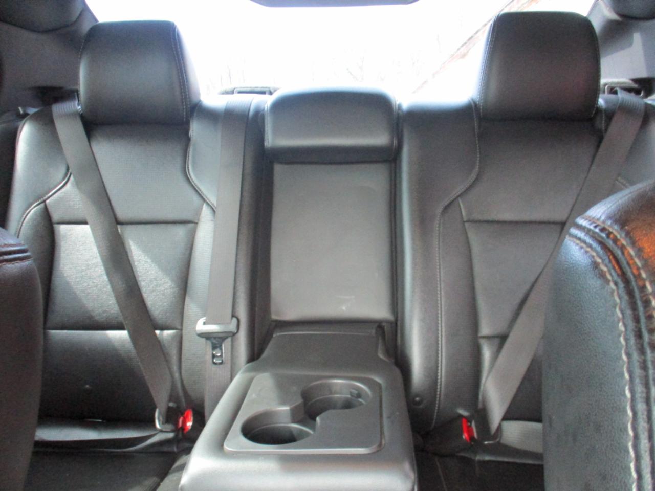 Ford Taurus Limited FWD 2013