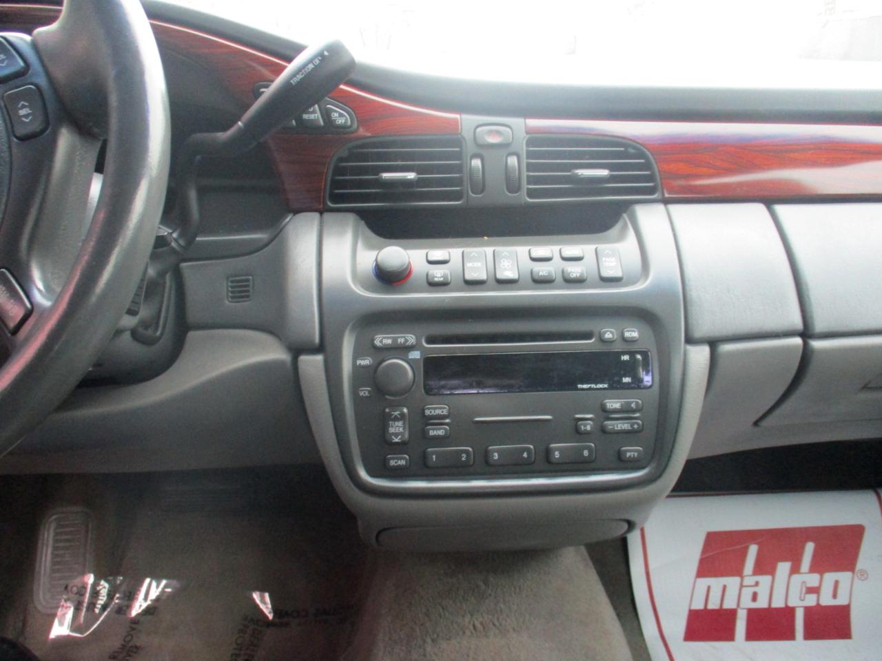 Cadillac DeVille Sedan 2004