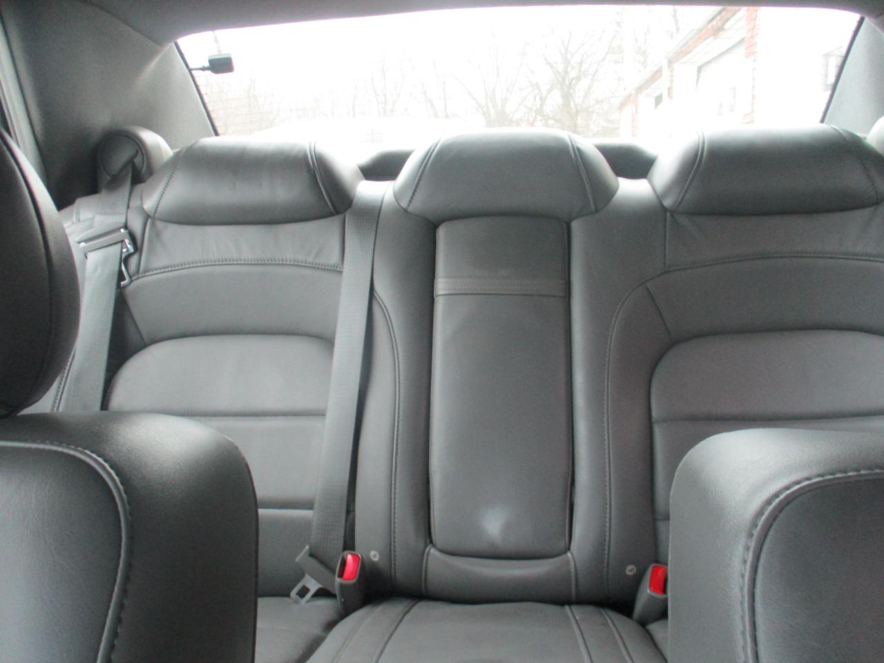 Cadillac DeVille Sedan 2004