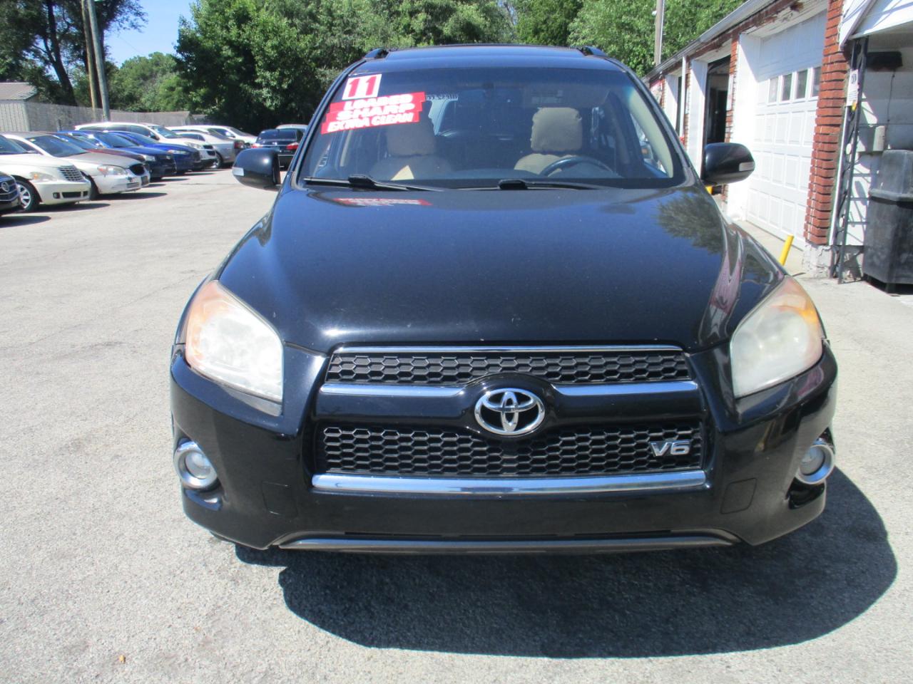 Toyota RAV4 Limited V6 4WD 2011